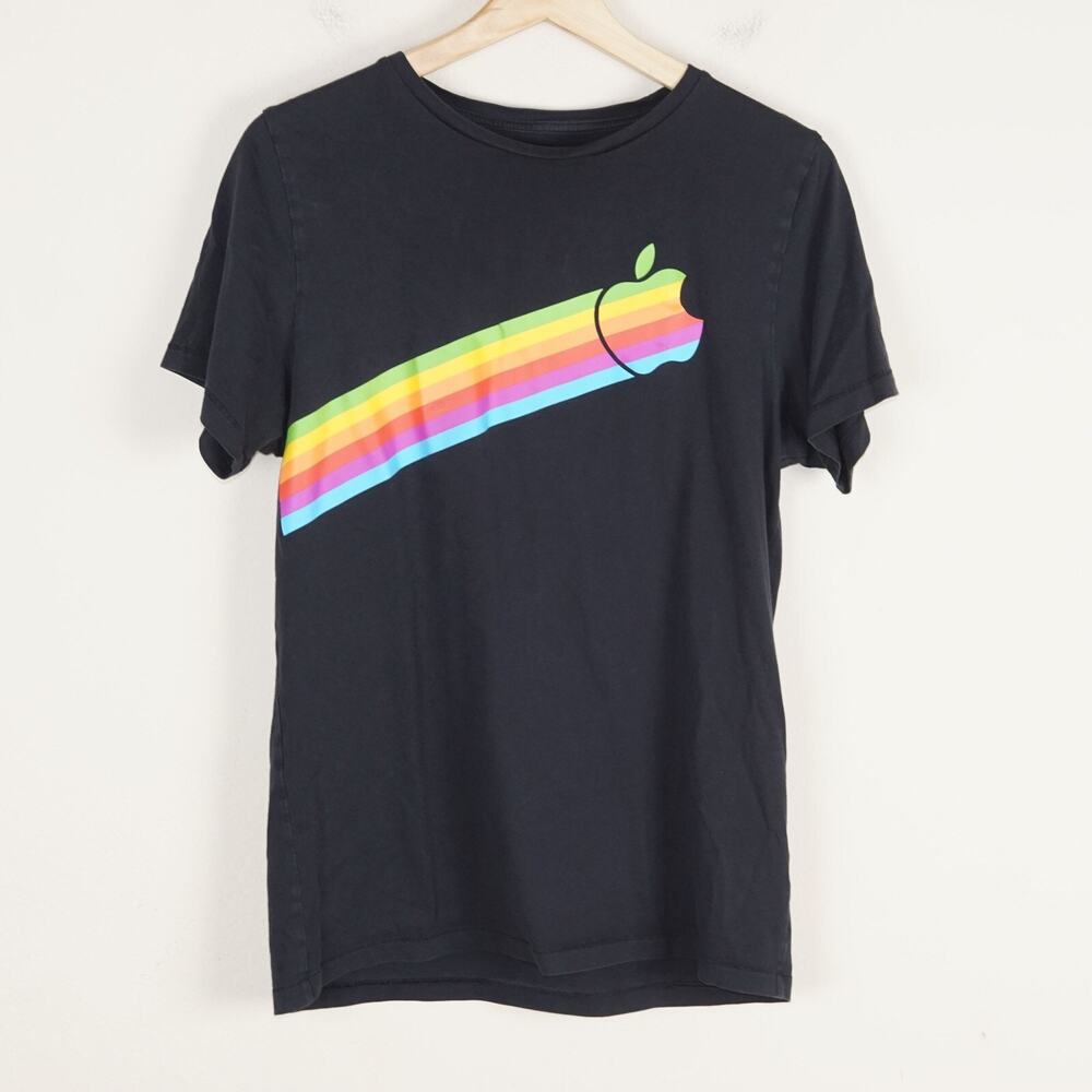 Apple Short Sleeve Rainbow Striped Logo Black Short Sleeve Shirt Sz S